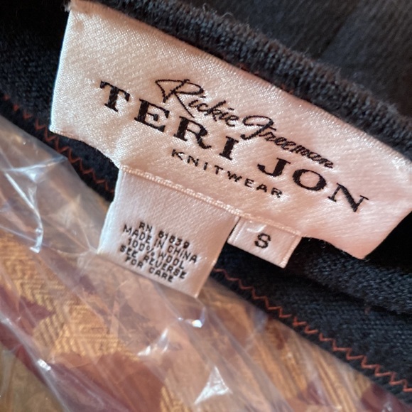 TERI JON WOOL DRESS - Picture 4 of 5